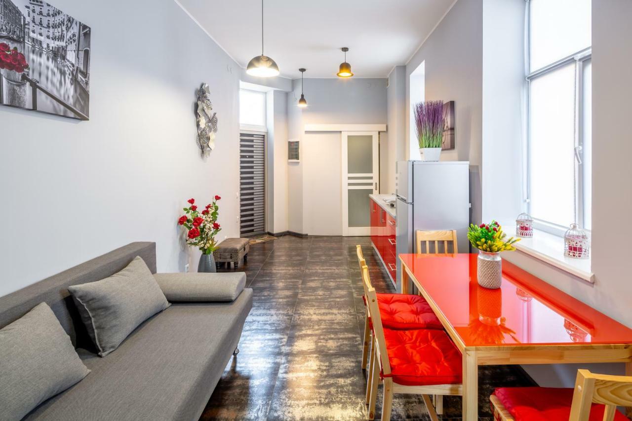 Alfa Apartments Chornovola Львів Екстер'єр фото